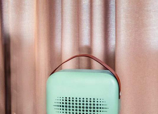 신일, 레트로 감성 담은 ‘미니 PTC 히터’ 출시