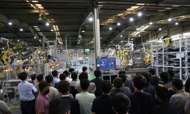 모비어스앤밸류체인, 자율주행 이송 로봇 시연회 개최… 다양한 산업 수요 공략