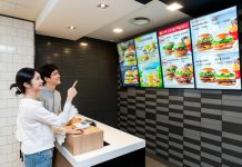 삼성전자, 맥도날드와 스마트 사이니지로 친환경 디지털 매장 구축