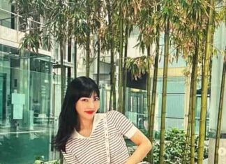 레드벨벳 조이로 보는 통통 튀는 여름 휴가룩 모음