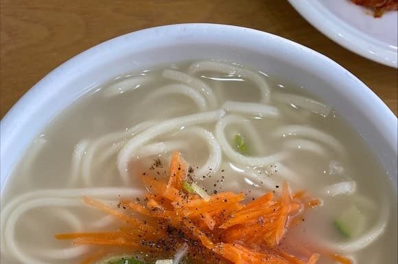 비오는 날 칼국수가 그렇게 땡기더라. 서울 칼국수 맛집 추천. 연희동칼국수, 훼미리손칼국수보쌈, 사랑방칼국수, 등촌샤브칼국수