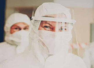 9월 26일부터 실외 마스크 전면 해제, 그러나 실내는 유지?