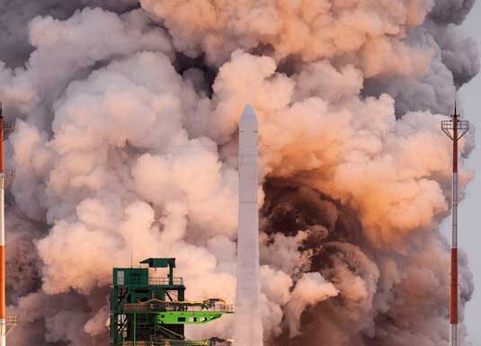 한화, 영국 서리대학과 우주사업 MOU 체결… 우주산업 글로벌 협력 강화